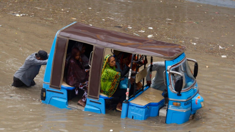 Pakistan Death Toll From Monsoon Rains, Flooding Tops 300