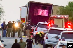 2 Indicted in Migrant Death-trailer Case that Left 53 Dead