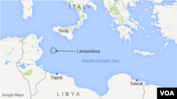 Hundreds of Migrants Reach Italian Shores Over Weekend 