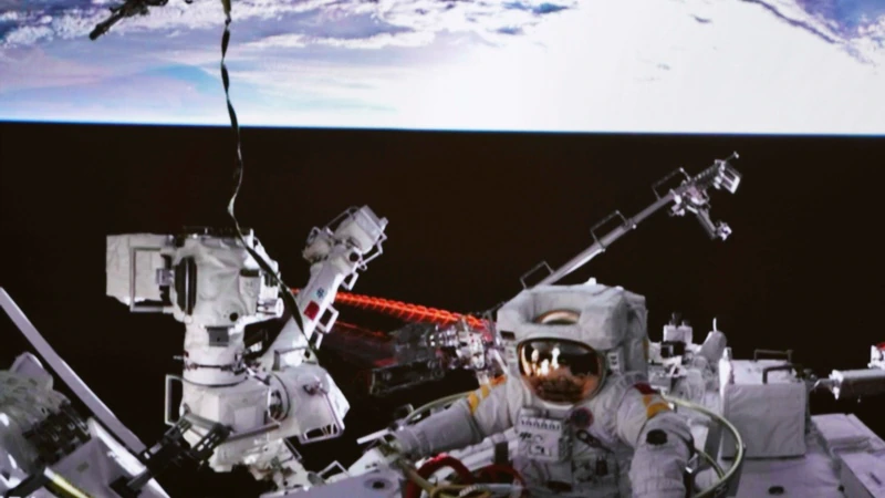 Chinese Astronauts Go on Spacewalk From New Station