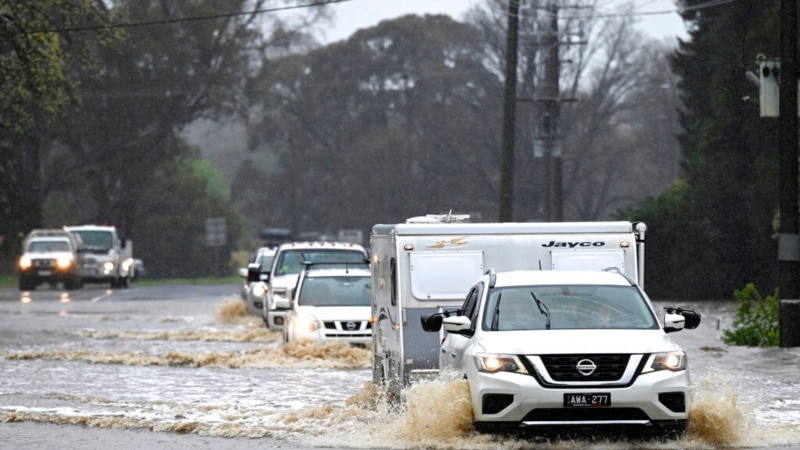 Flood Warnings as Southeast Australia Lashed by Heavy Rain