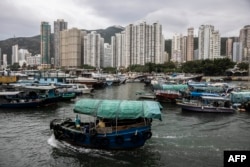 Hong Kong Tourism Struggling as COVID Measures Remain in Place