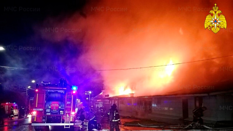 15 Killed in Russia Cafe Blaze After Flare Gun Discharged