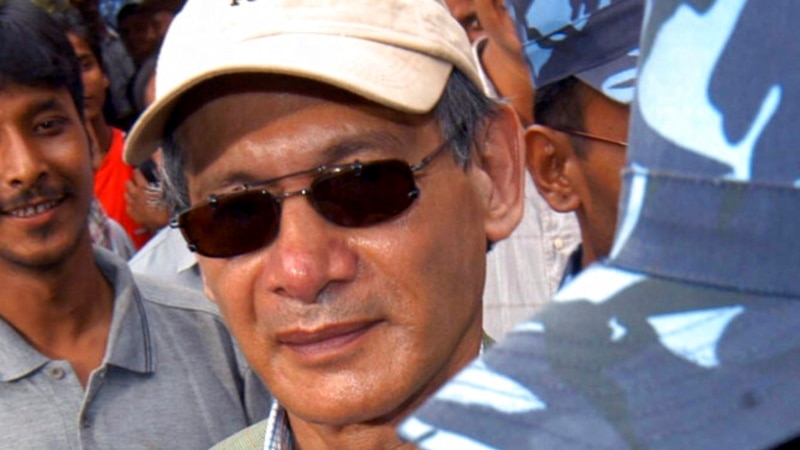 'Serpent' Serial Killer Charles Sobhraj Arrives in France After Release