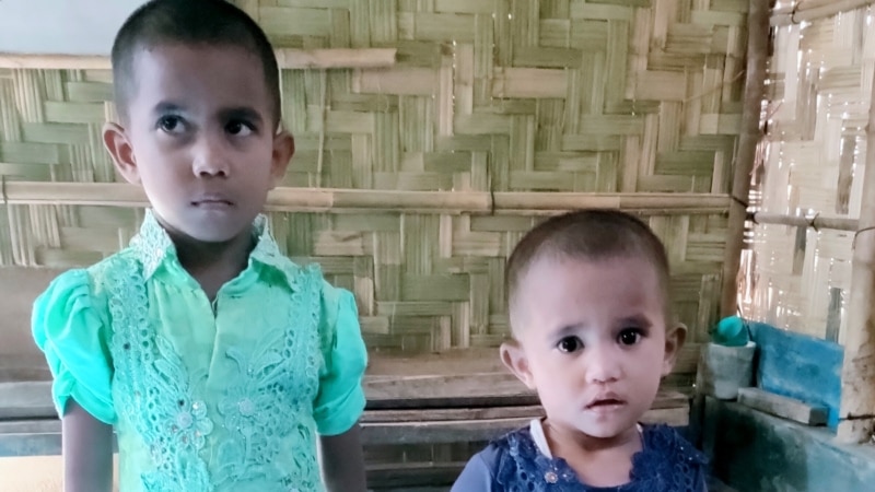 Families of Passengers on Missing Rohingya Refugee Boat Keep Hopes Alive