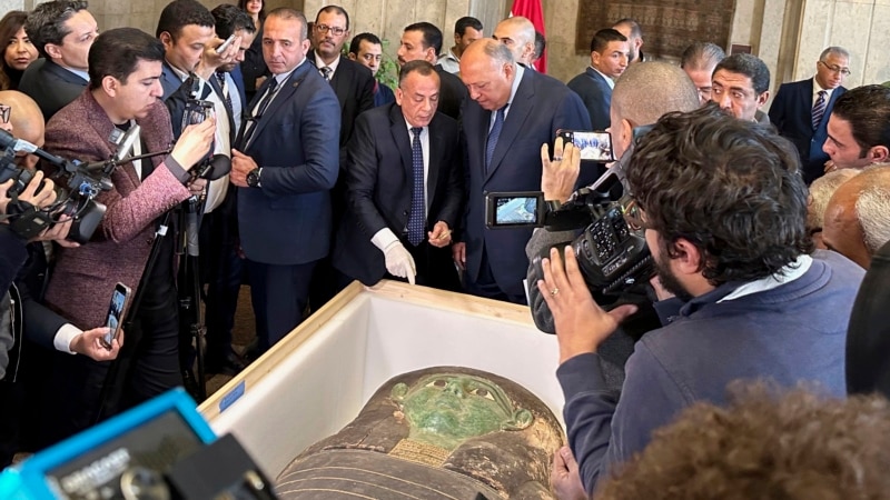 Looted Ancient Sarcophagus Returned to Egypt From US