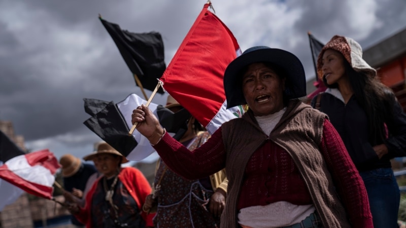 Peru's Congress Postpones Debate on Election Proposal