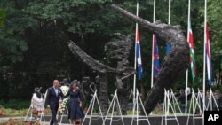 Dutch King Apologizes for Country's Slavery Role on 150th Anniversary of Abolition