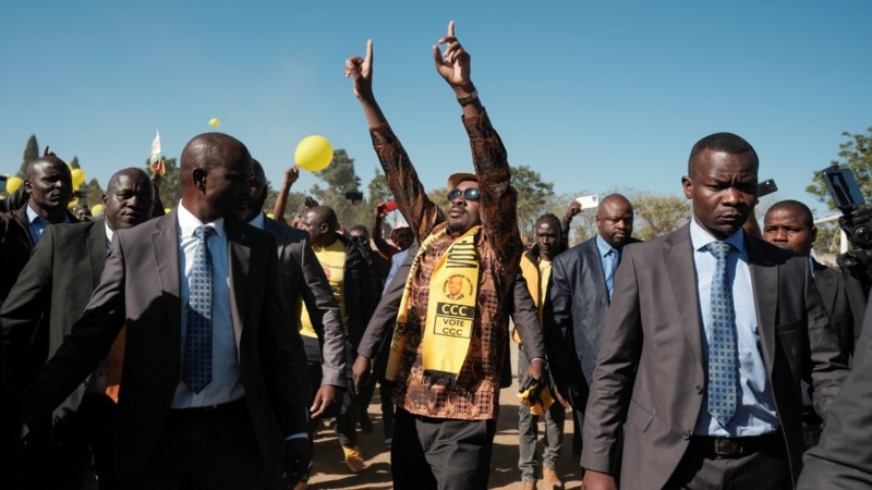 Zimbabwe Opposition Leader Launches Campaign With Promise of Prosperity 