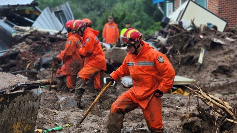 Torrential Rains in South Korea Kill at Least 7 in Landslides and Floods