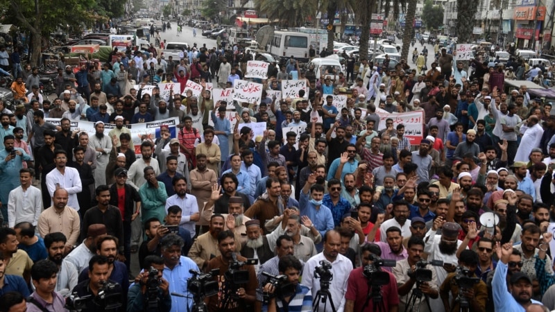 Protests Over Power Bill Increases Spread in Pakistan