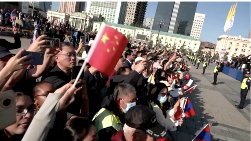 Chinese Catholics Sneak a Peek at Pope in Mongolia