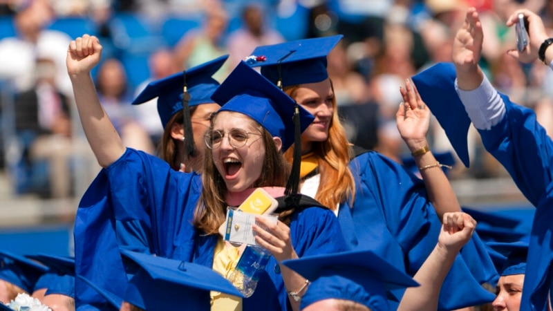 Why Are Americans Less Confident in Higher Education?