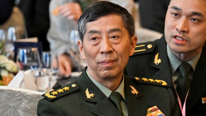 China Expels 9 Army Officials From Parliament