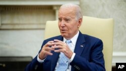 Biden Says He Can’t Stop New Border Barrier Plan