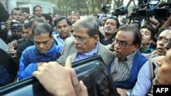 Bangladesh Police Detained a Key Opposition Leader as Violence Leaves 3 More Dead, Many Injured 