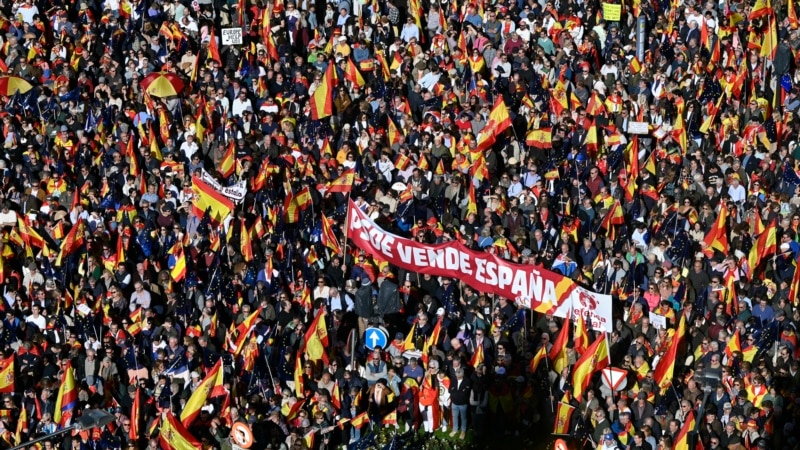 Biggest Protest in Spain Against Catalan Amnesty Law Draws 170,000