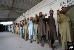 UN: Children Make Up 60% of Afghans Returning From Pakistan