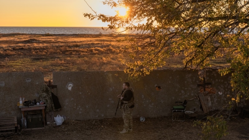 Dnipro River, a 'Rampart' Winding Through Ukraine War