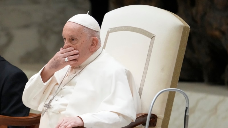 Ailing Pope Francis Tells Public He’s Better Than a Day Earlier but Has Aides Read Speeches