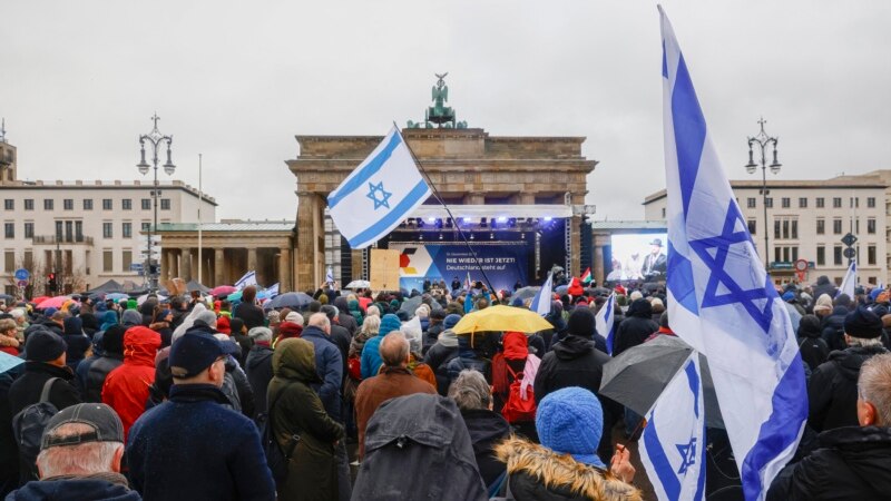 Thousands Demonstrate Against Antisemitism in Berlin as Germany Grapples With Rise in Incidents 