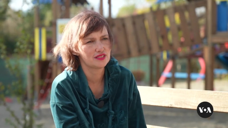 Internally Displaced Ukrainian Women Find Housing, Stay Hopeful