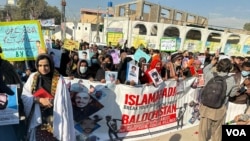 Baloch Activists March to Pakistani Capital to Demand End to Extrajudicial Killings  