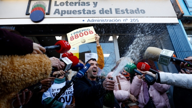 Spain’s Annual 'El Gordo' Lottery Distributes More Than $2.8 Billion