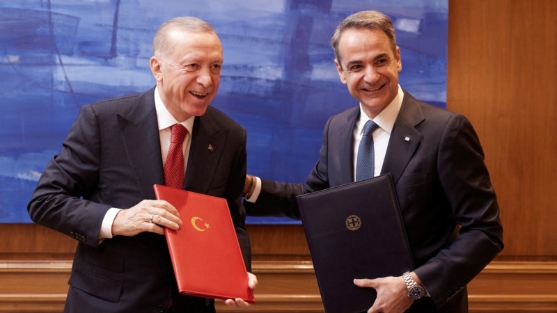 Leaders of Turkey and Greece Agree to Increase Cooperation