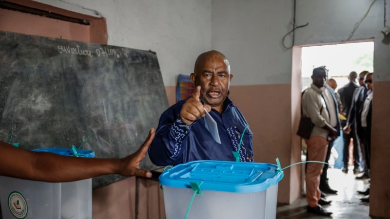 Comoros Holds Presidential Election, Incumbent Largely Expected to Win