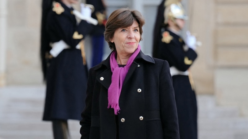 French Minister Urges Iran to Stop 'Destabilizing Acts'