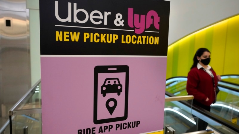 Thousands of US, UK Delivery, Ride-Hailing Drivers Stop Work on Valentine's Day