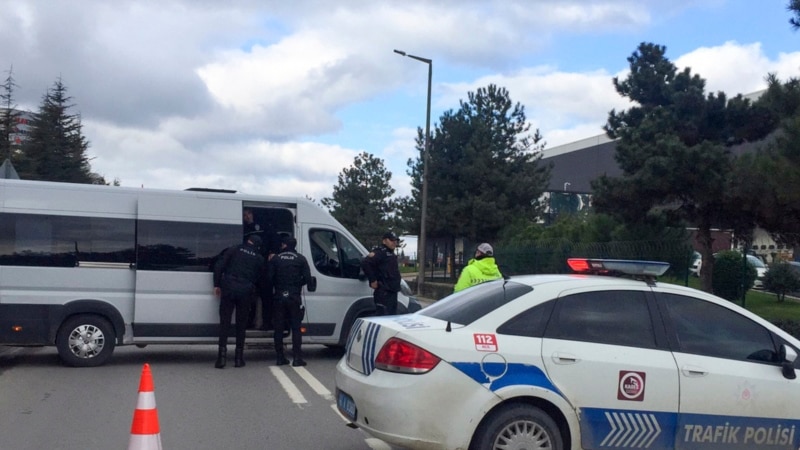 Hostages Rescued, Armed Man Detained at P&G Factory in Turkey