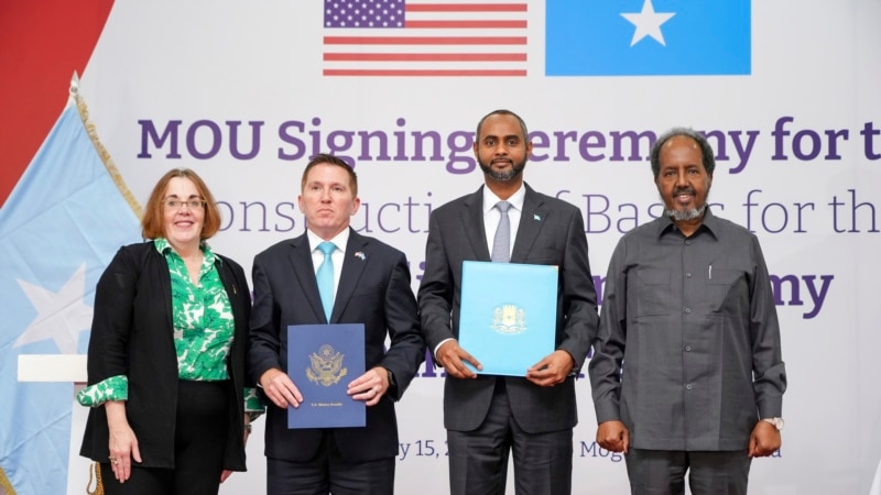 US Signs Agreement to Build Bases for Elite Somali Army Force