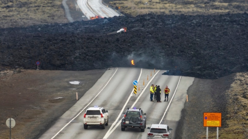 Iceland Volcano Continues Spewing Lava for Third Day