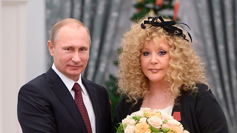 Pugacheva, Queen of Soviet Pop, Likely to Be Labeled 'Foreign Agent' in Russia