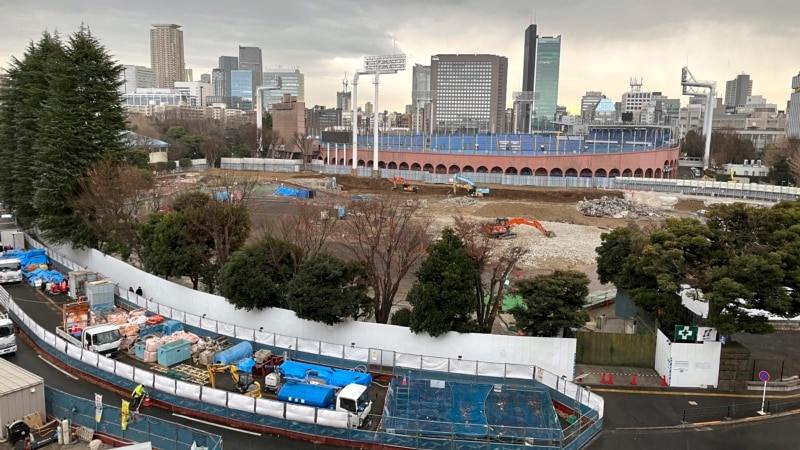 Japanese Bar Urges Tokyo to Halt Park Development