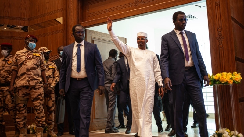 Chad's Interim Leader Deby Confirms Plan to Run for President