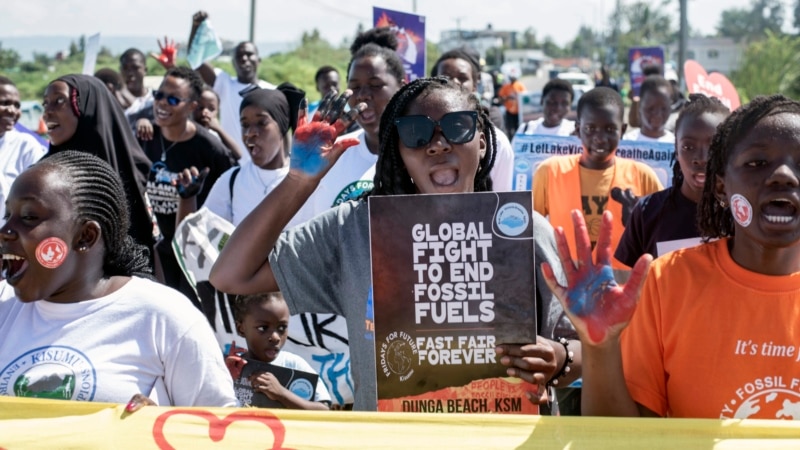 Climate change activists, deniers fight for hearts and minds in Kenya