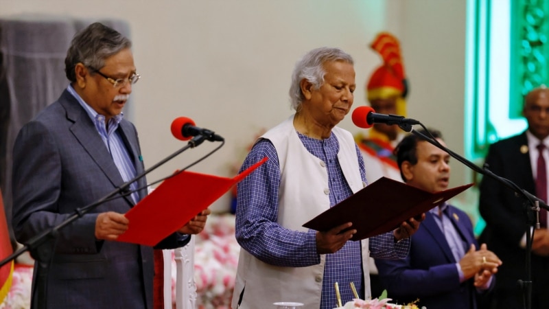 Bangladesh's Yunus seeks to reassure Indian PM Modi over attacks on minorities 