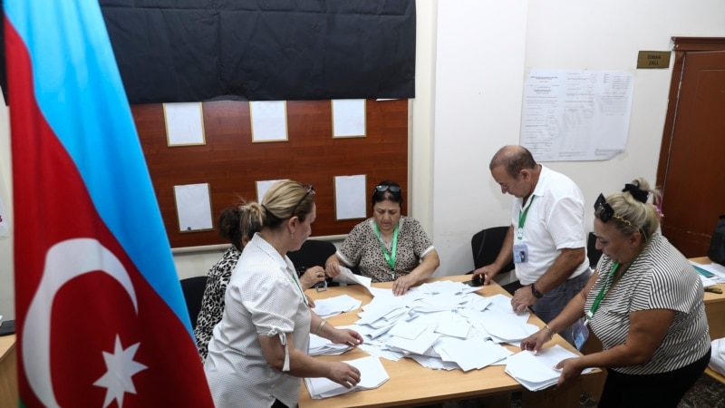 Azerbaijan's ruling party retains parliamentary majority after snap vote