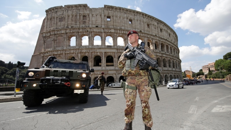 Italian army to guard hospital after attacks on medical staff 