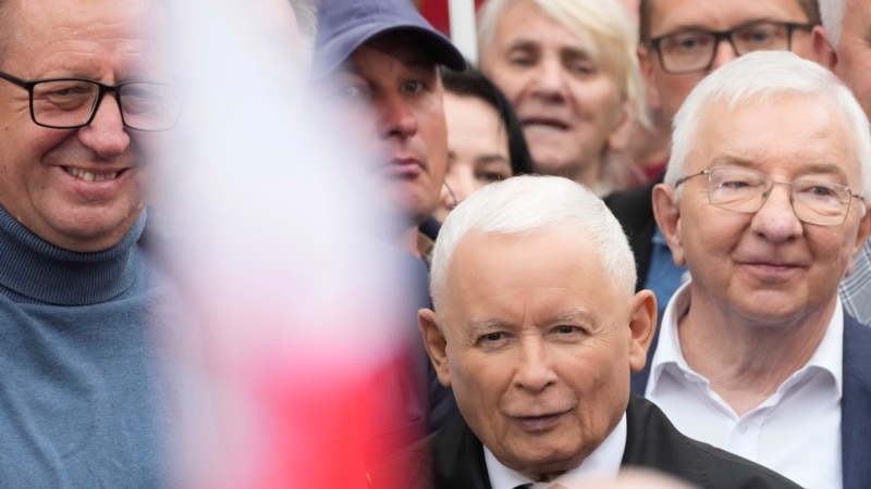 Thousands attend rally organized by Poland's nationalist opposition party