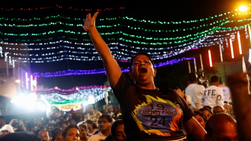 Sri Lanka begins voting for its next president