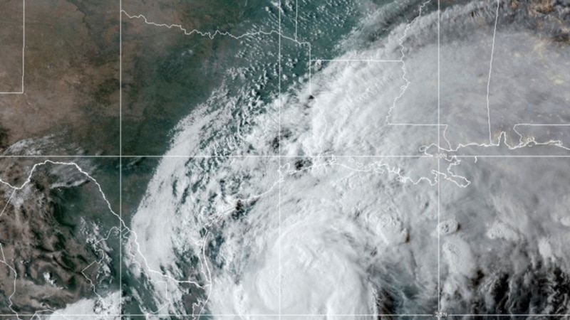 Francine reaches hurricane strength, heads for US Gulf Coast