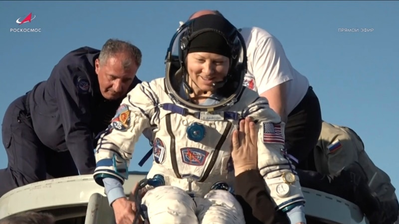 Soyuz capsule with 2 Russians, 1 American from ISS returns to Earth