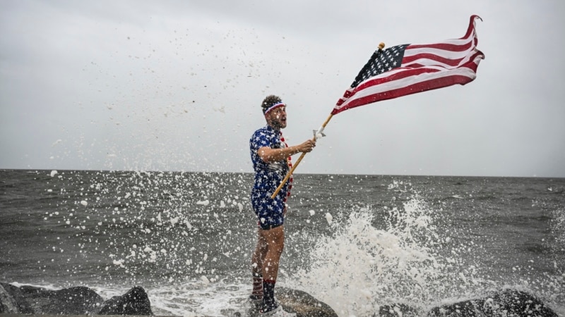 Hurricane Helene makes landfall in northwestern Florida