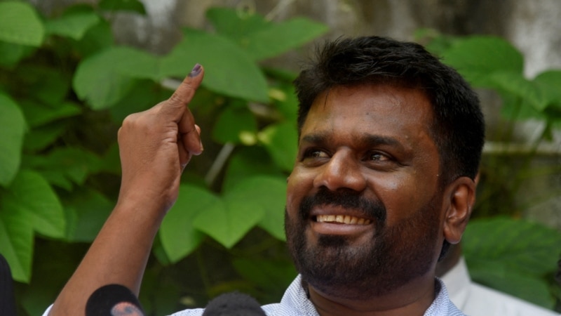 Sri Lanka's Marxist-leaning Dissanayake takes early lead in presidential race