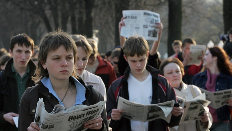 Exiled media fight to keep Belarusian language alive