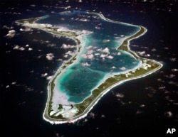 UK gives sovereignty of long-contested Chagos Islands to Mauritius 